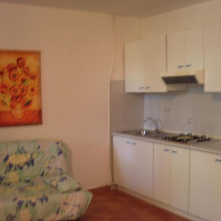 Residence La Darsena 이솔라 카포 리주토 외부 사진